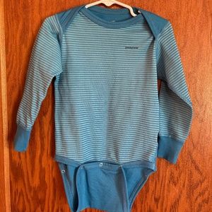 Patagonia 24 month boy long sleeve onesie